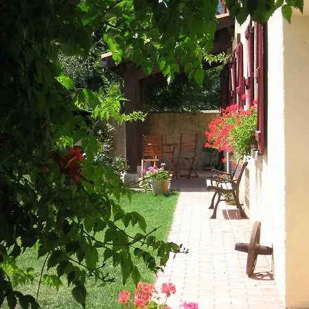 D'hotes L'ardiegeoise B&B Ardiège