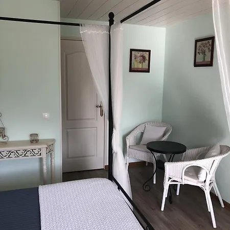 Oda ve Kahvaltı D'hotes L'ardiegeoise Ardiège